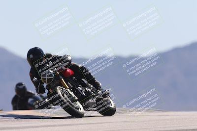 media/Oct-13-2025-Moto Forza (Mon) [[a66d839500]]/3-B Group/Session 4 (Turn 9)/